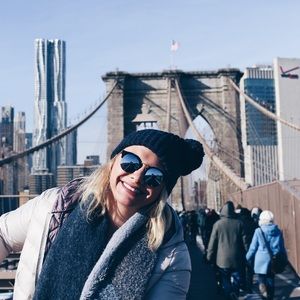 Meet your Posher, Emily